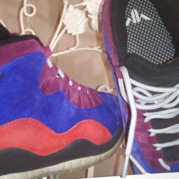 Jordan 11 pennicale 11.. - Picture 2 of 11